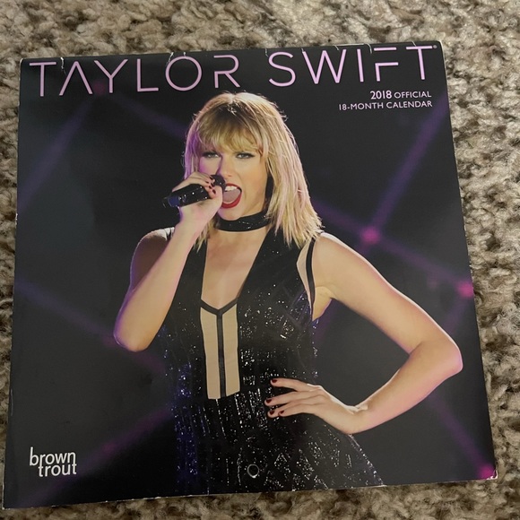 Taylor Swift Accessories - Mini Taylor Swift 2018 Calendar